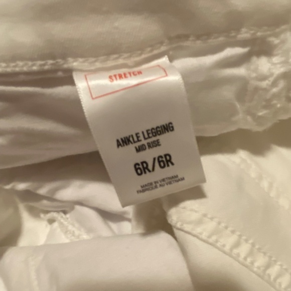 Express White Ripped Stretch Mid Rise Ankle Legging Jeans - Picture 6 of 6